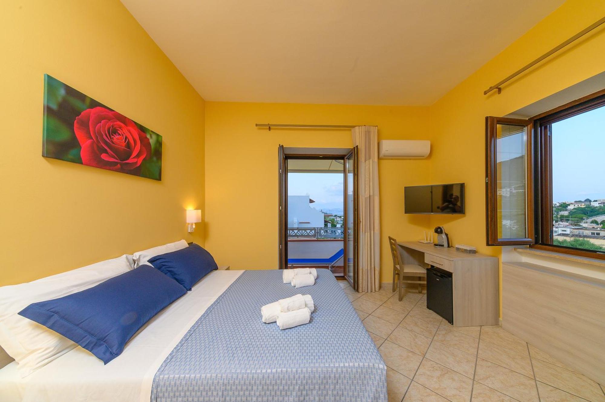 La Rosa - Luxury B&B Ischia Luaran gambar